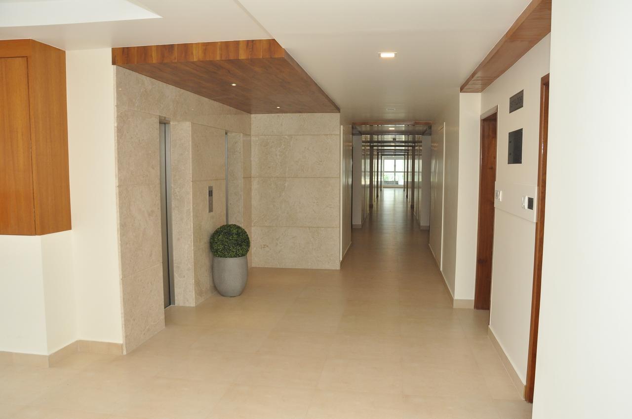Palguni Residency Hotel Hassan Exterior foto