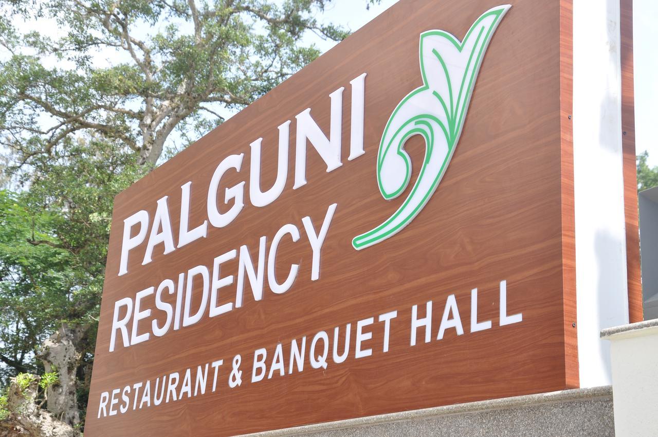 Palguni Residency Hotel Hassan Exterior foto